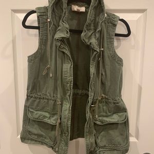 Army green utility vest